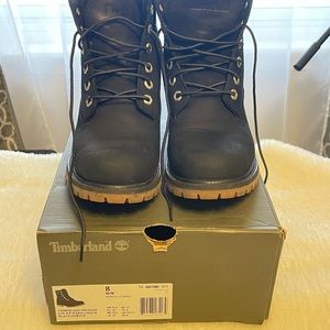 Timberland warm lined boots for women size US 38